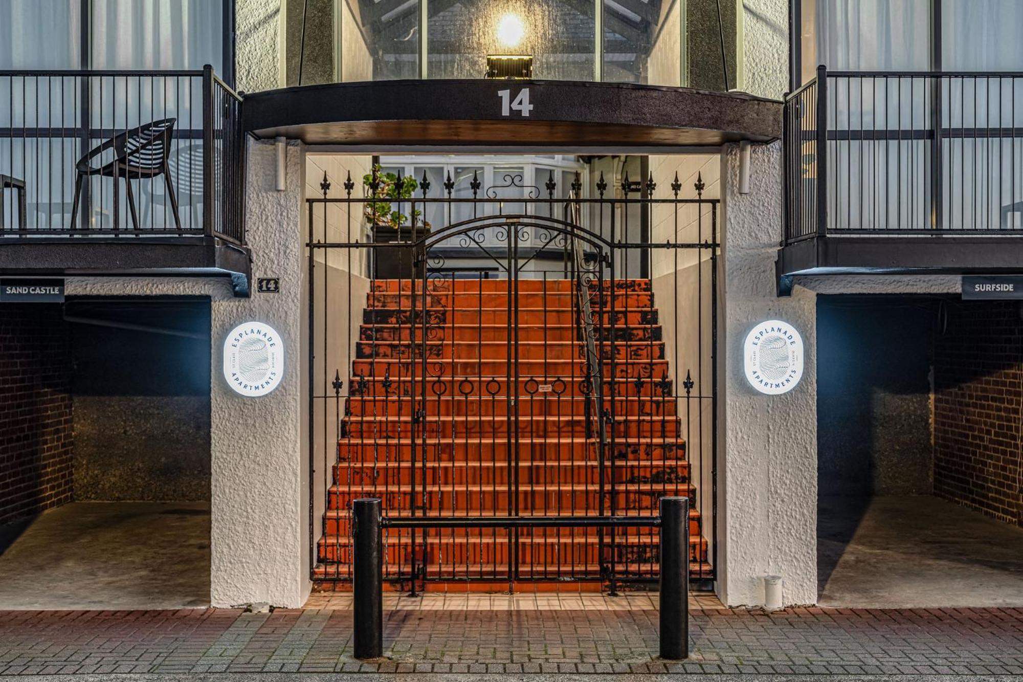 Esplanade Apartments ダニーデン エクステリア 写真